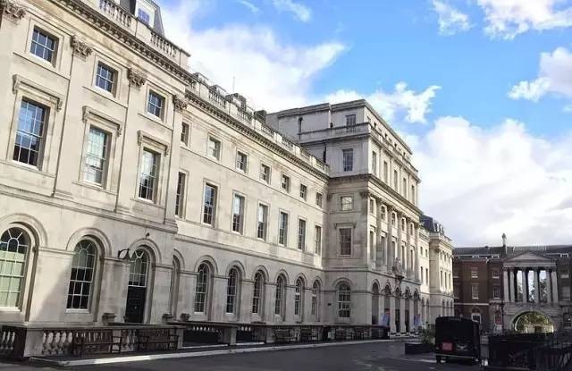 英国伦敦国王学院规模及排名,伦敦国王学院和爱丁堡大学比较