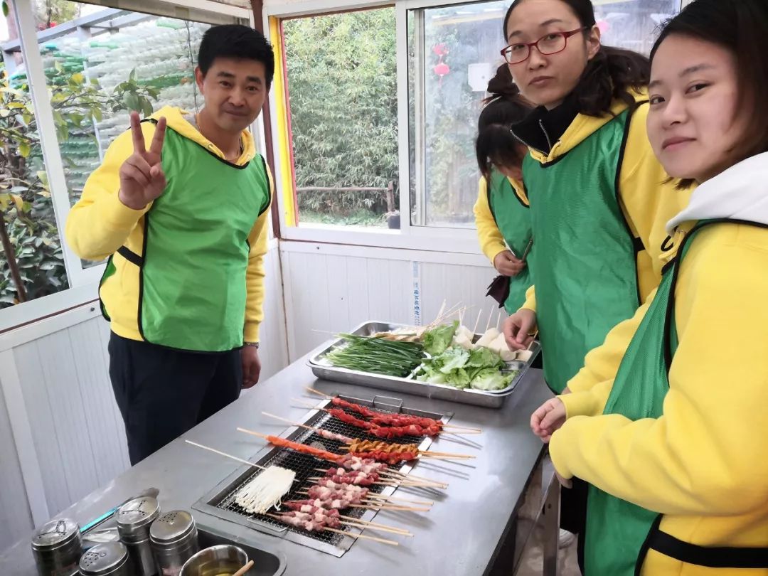 激情成就梦想汗水铸就成功,激情成就梦想团队铸就辉煌前言