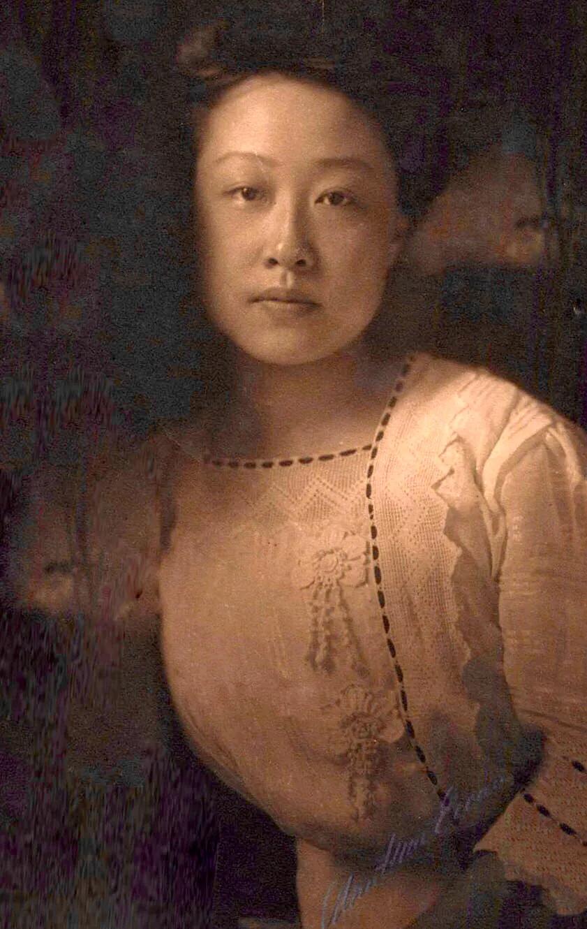 曹丽云：梦断津门女医院