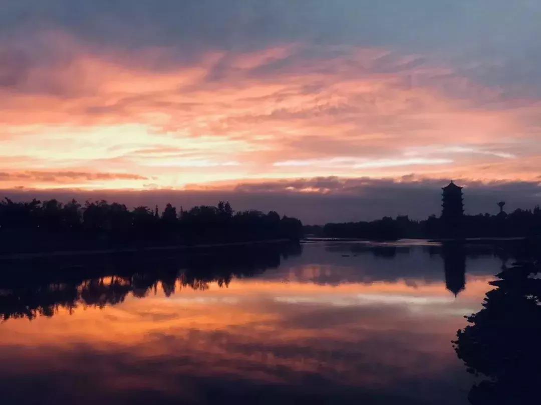 您有一份邀请函请查收,您有一份新的工作请查收