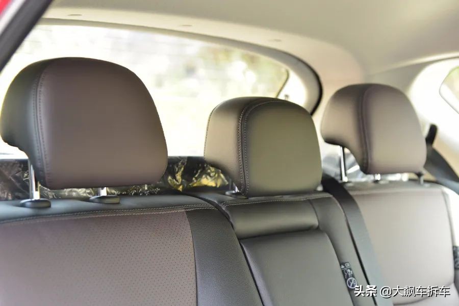 看见的光鲜亮丽,看不见的能省就省