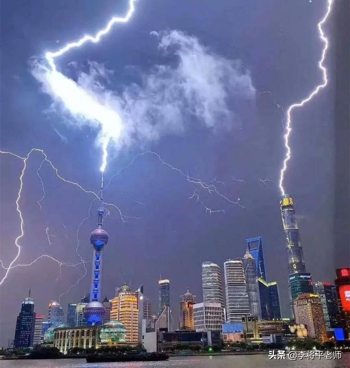 一剑光寒定九州意思,一剑光寒定九州原文