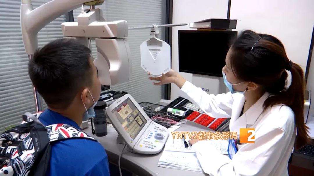 户外活动延缓近视加深,青少年防近视每天户外活动