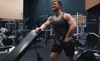 练肩杠铃提拉好不好,杠铃推肩主要练肩哪里