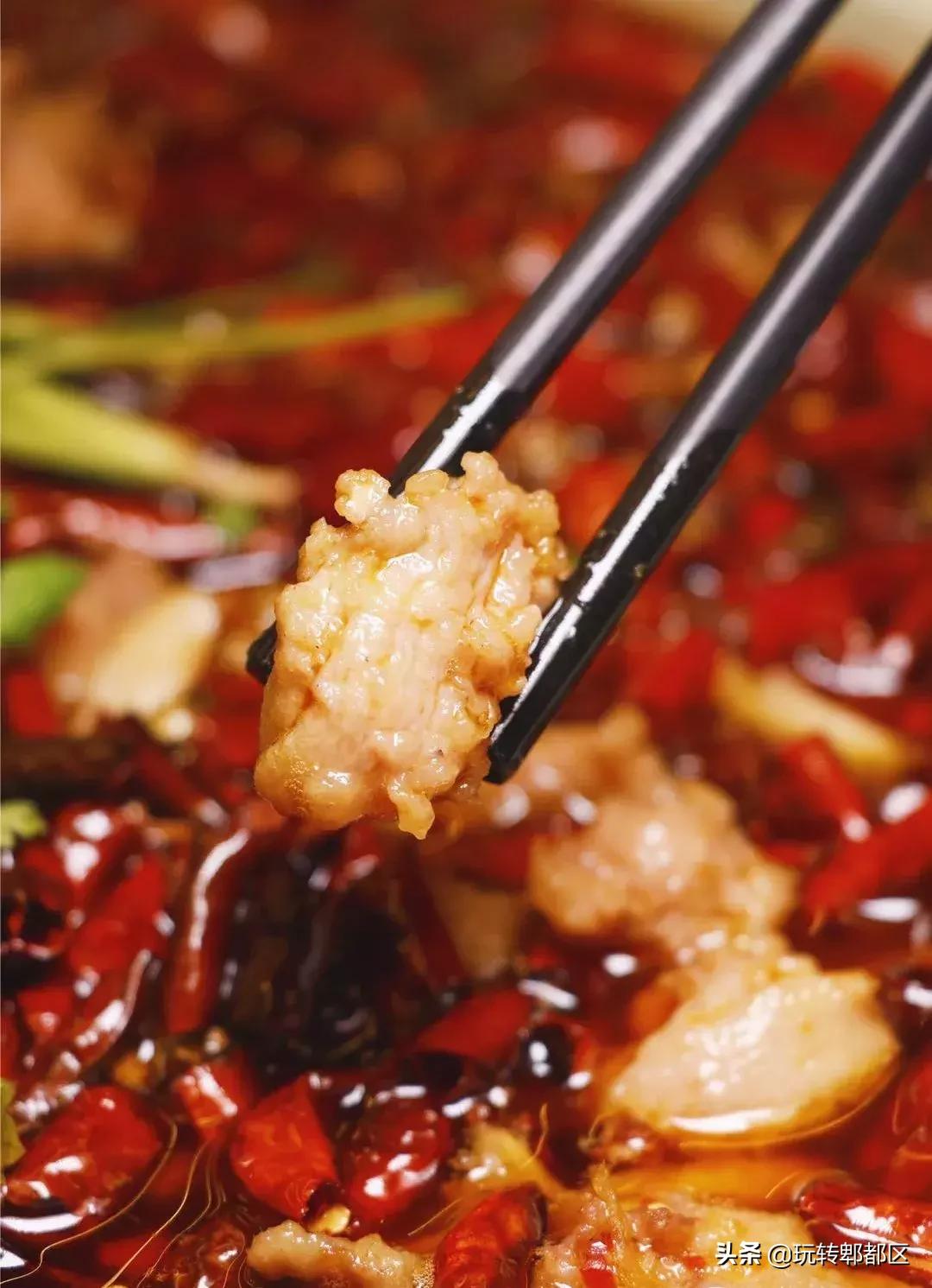 坐标蜀都万达！一口秒穿金庸世界的江湖菜！泼辣到肾上腺素狂飙