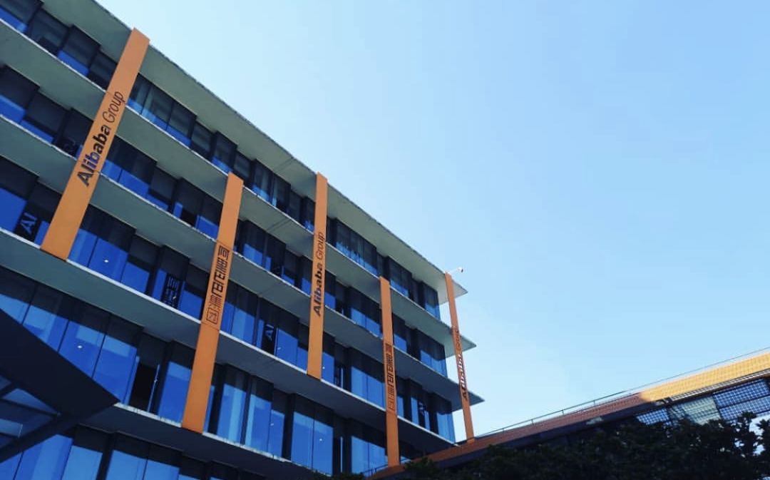 阿里p8程序员助理,阿里p8有多少员工