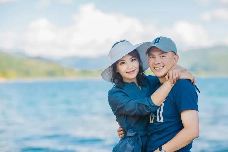 王珂：百亿富豪闪婚女明星，三年后遭遇破产，媳妇成“国民贤妻”