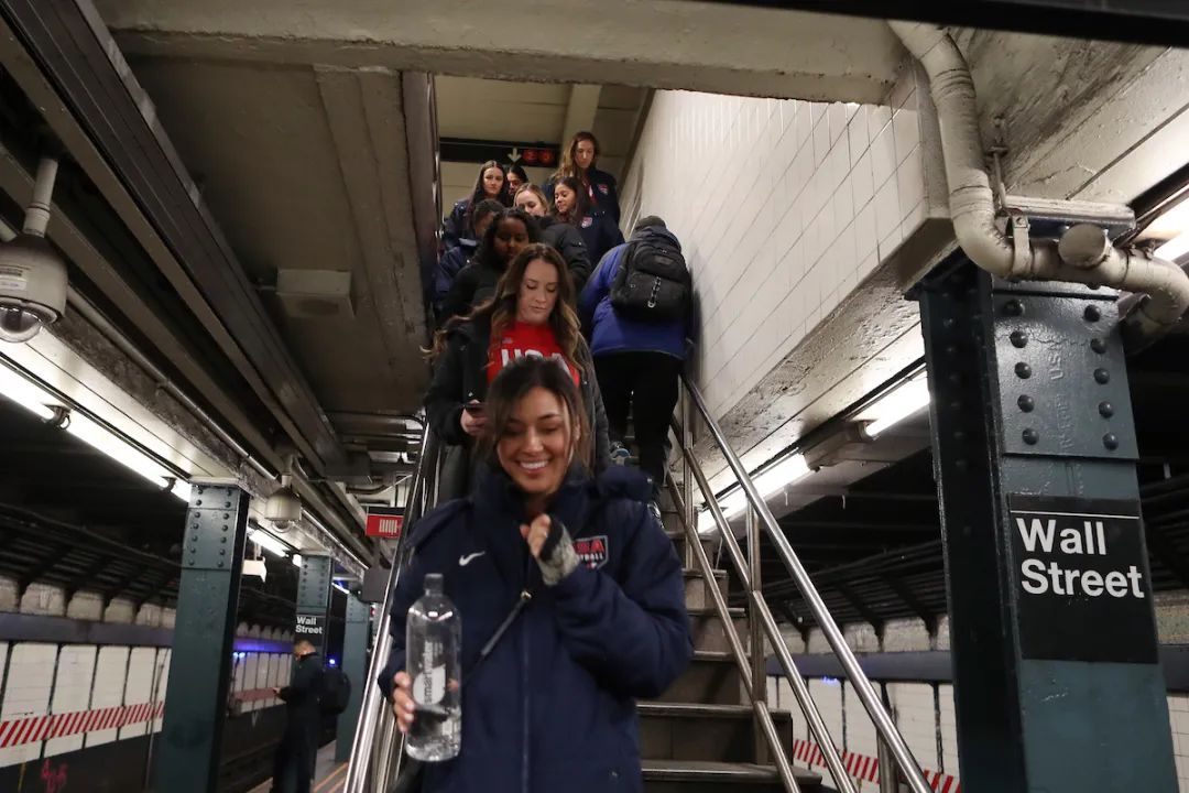 这里是棒球心脏！地下铁串联的相爱相杀！「地域棒球」