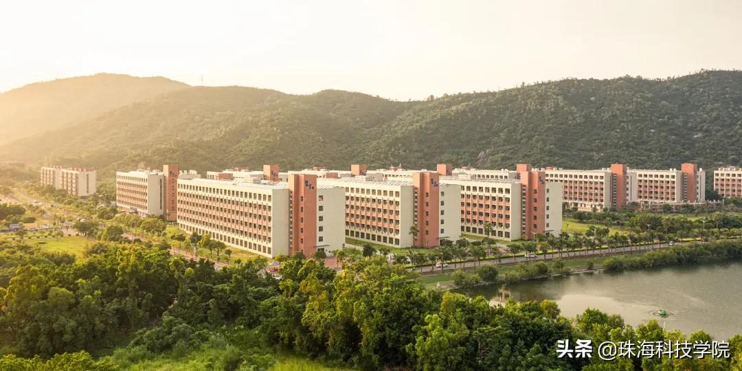 读一所校园环境和学习氛围全方位一流的大学是什么体验？