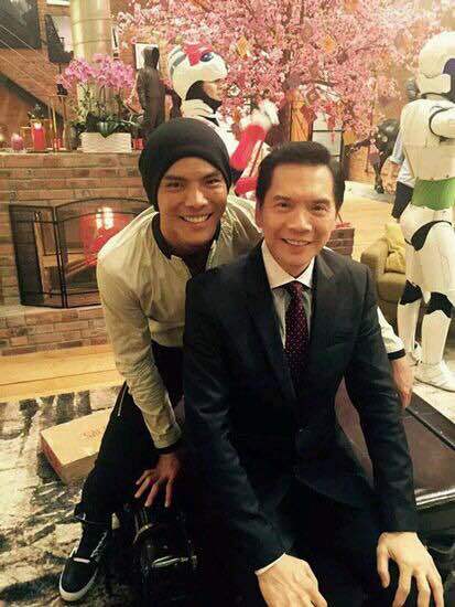 向佐健身练腰,向佐一身肌肉怎么锻炼的