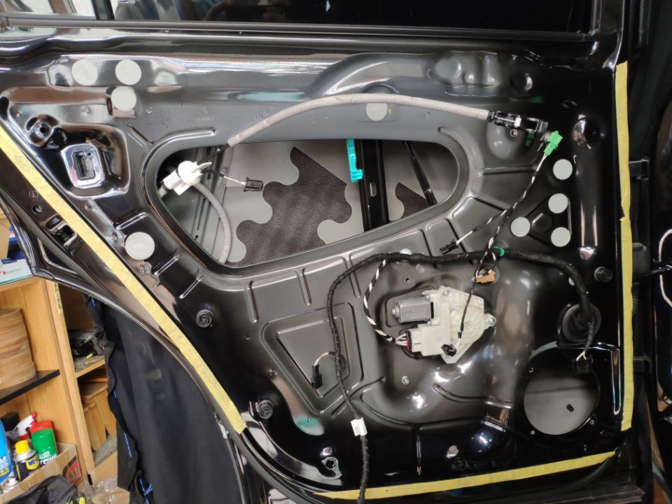 汽车音响怎样才算好音质？大众途观改装丹拿236四十周年喇叭