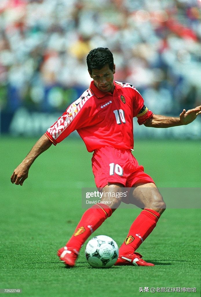 迪亚多纳赞助球队,迪亚多纳赞助意大利