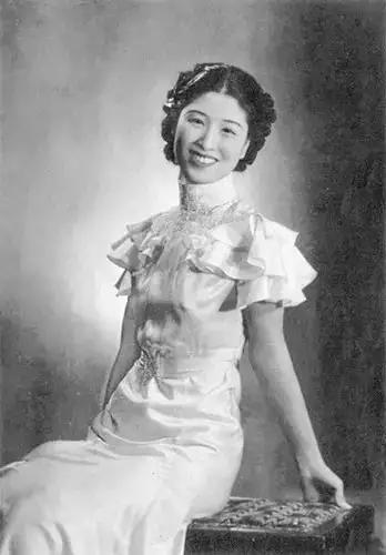 拍戏现场哭了停止拍戏,拍戏前拍摄后哭了