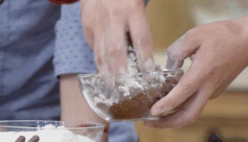 红糖麻酱发面千层饼,低筋面粉做红糖酥饼