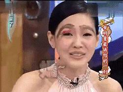 为什么化妆的时候手老是抖,手抖怎么化好妆