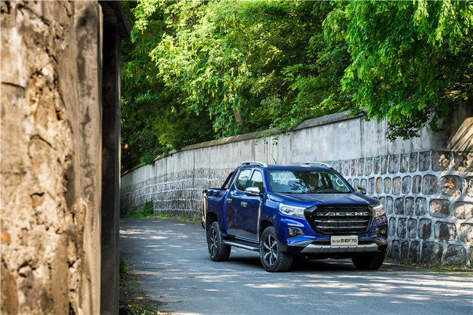 皮卡15年报废必须取消!年检、货车属性、尾气排放更得改革