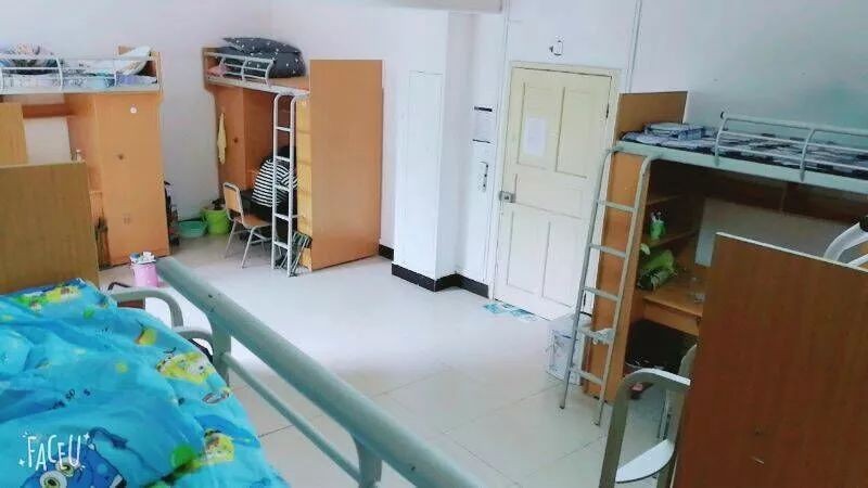 重庆学校最豪华的宿舍,重庆超豪华房子