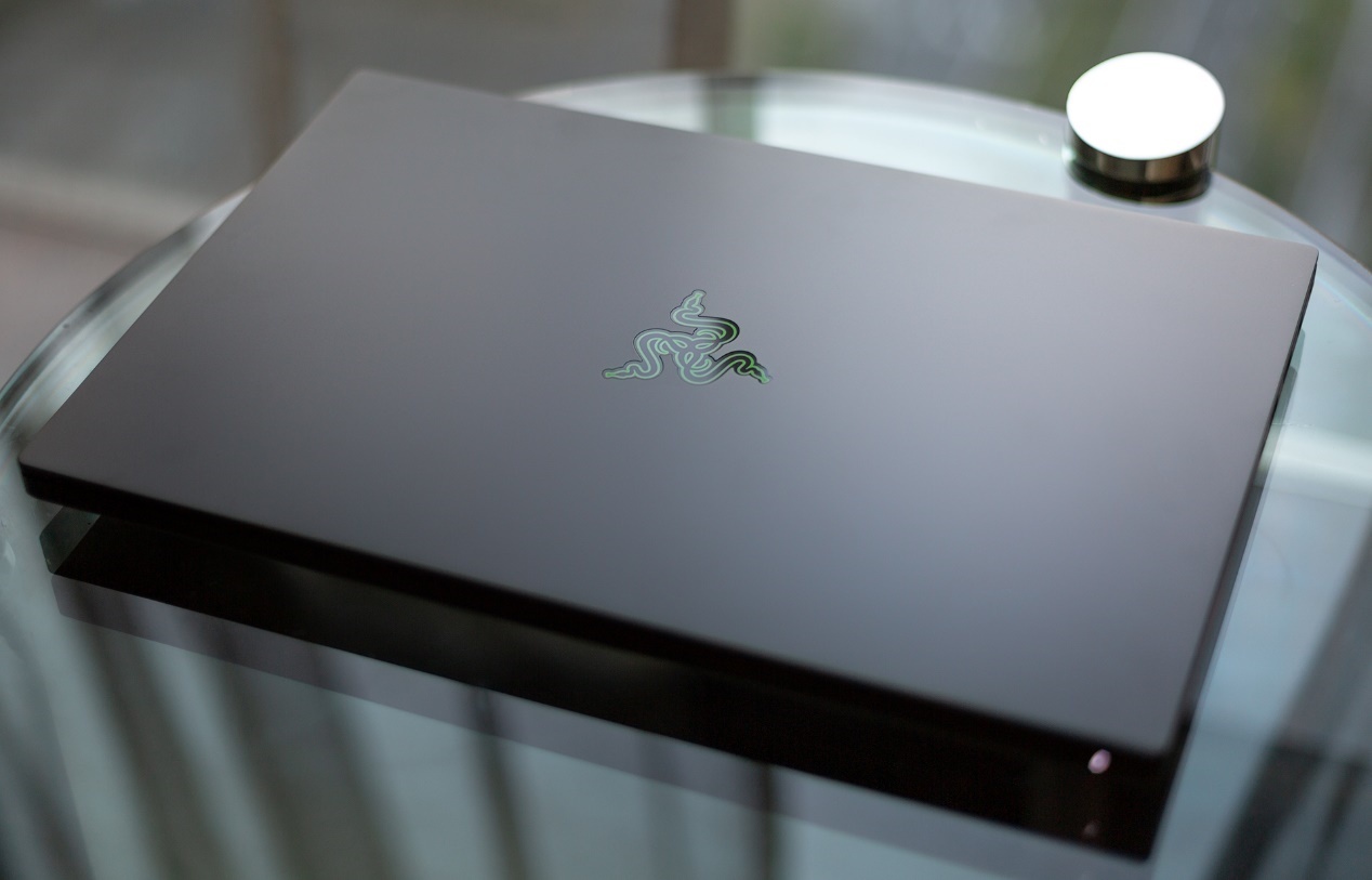 雷蛇灵刃17可以当工作站,雷蛇灵刃2023测评