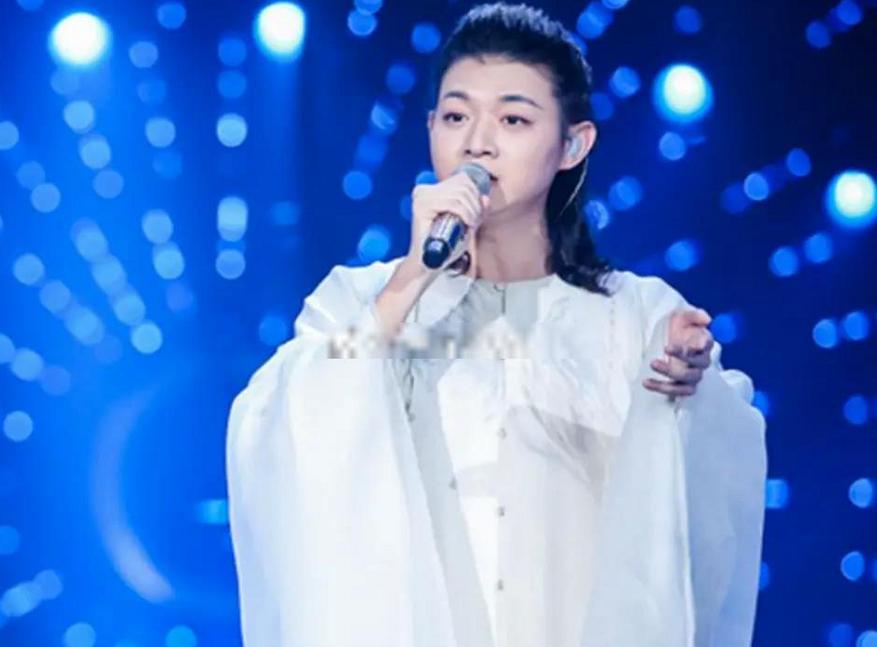 霍尊沪上交流群成员曝光，炸出不少音乐圈名人，网友：贵圈是真乱