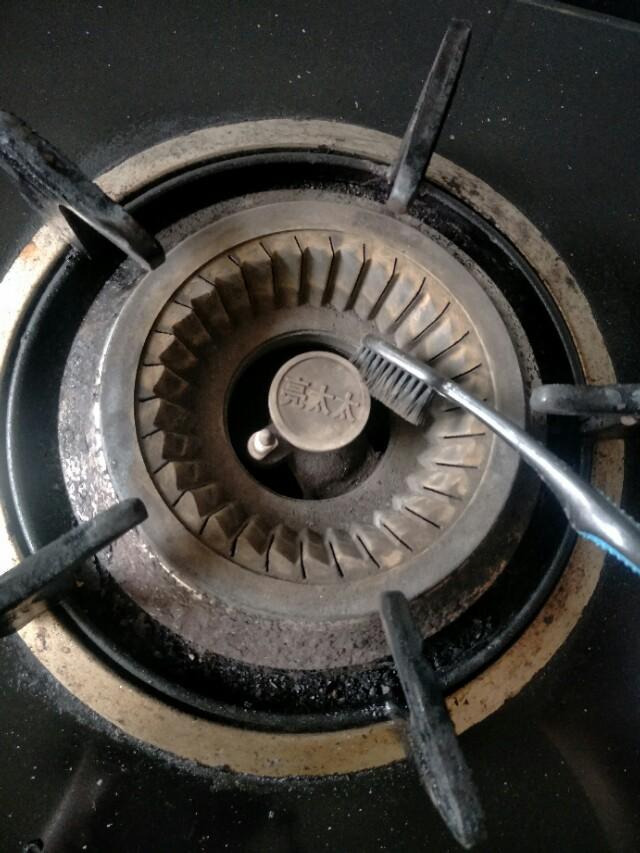 煤气灶太耗电了怎么解决,煤气灶耗电特别快是怎么回事