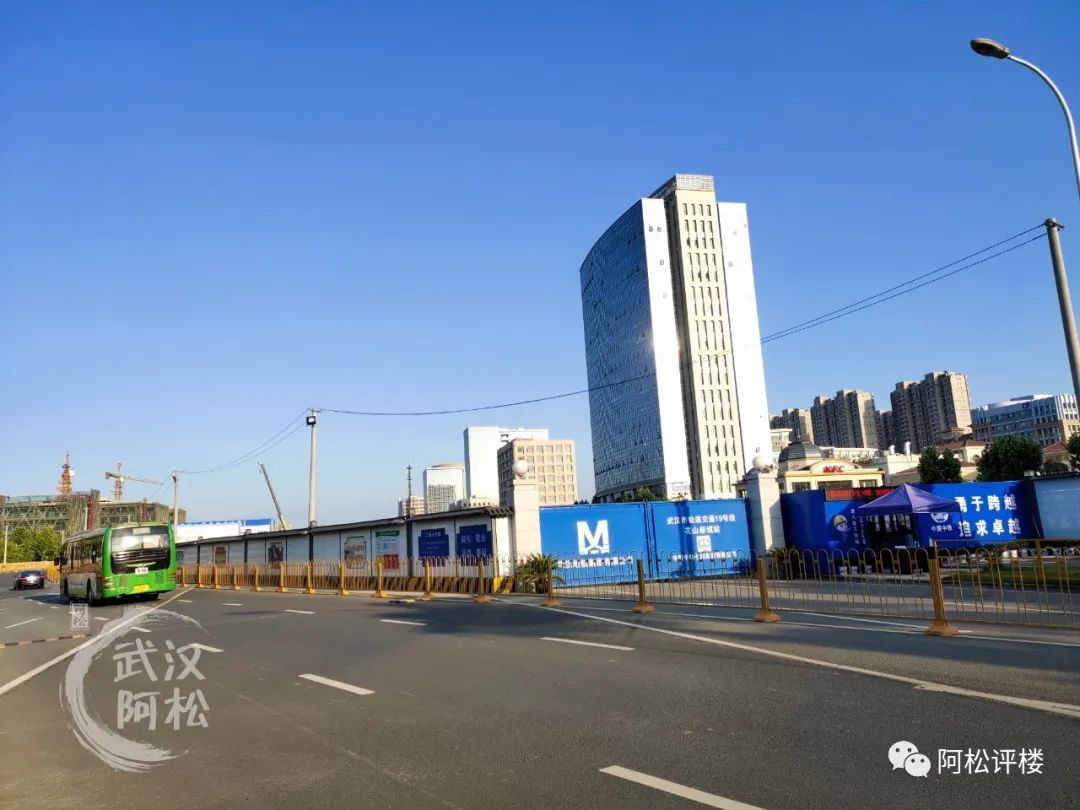 开挂了！比肩世界的爆款区域利好多到数不清！一般人已高攀不起