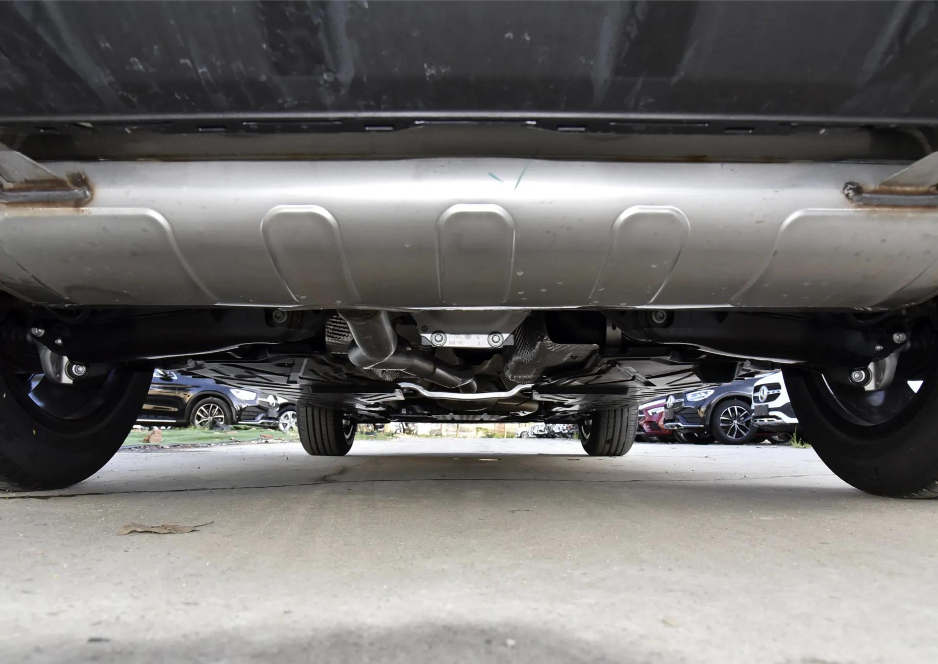 月销42233辆,月销10048台的车型