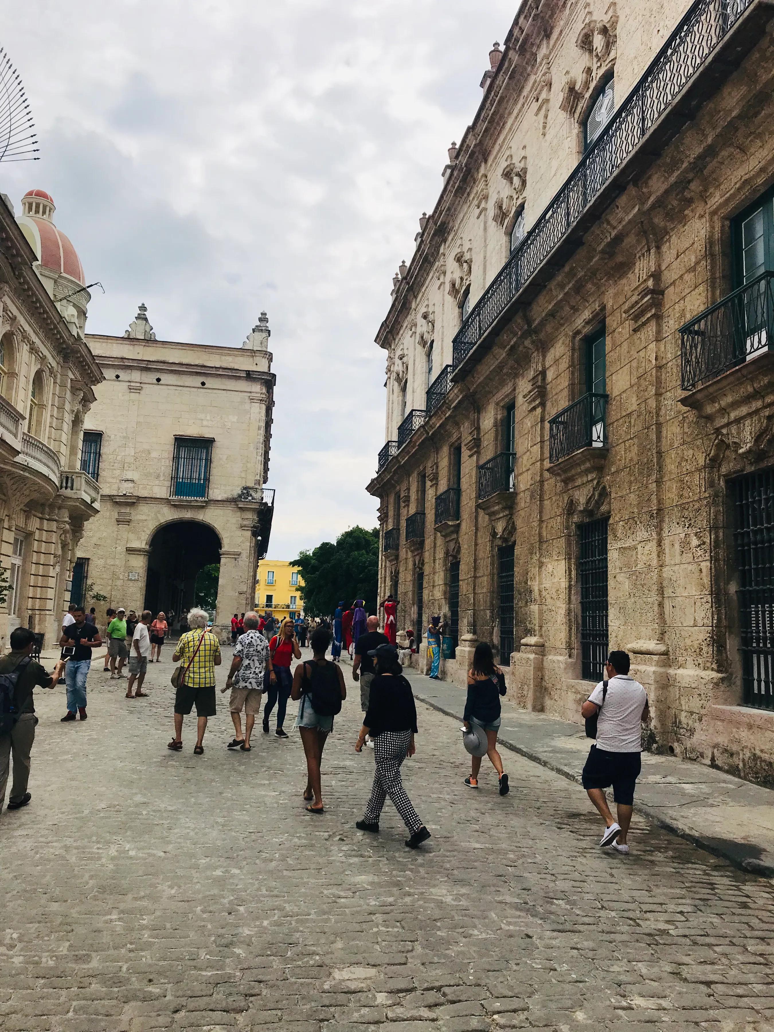 古巴是个什么样的国家,古巴到底是个什么样的国家