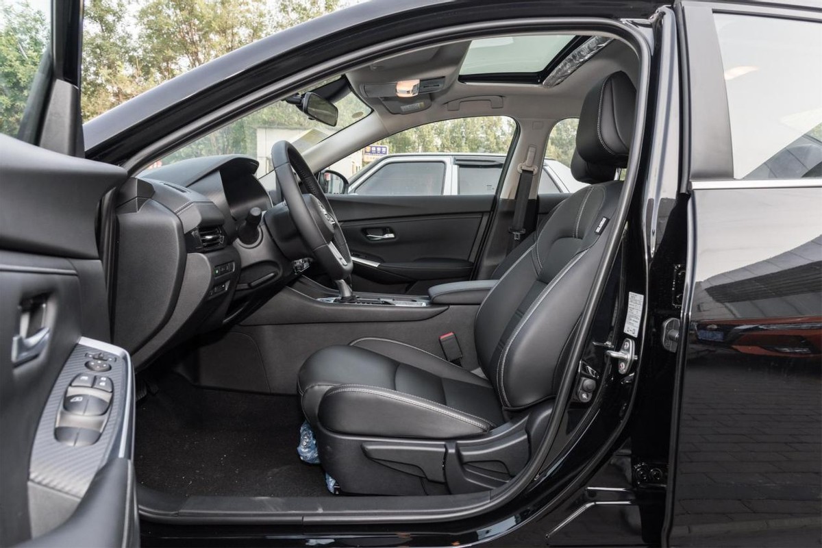 朗逸1.4t舒适版和轩逸1.6l悦享版,朗逸1.5自吸和轩逸1.6自吸哪个耐用