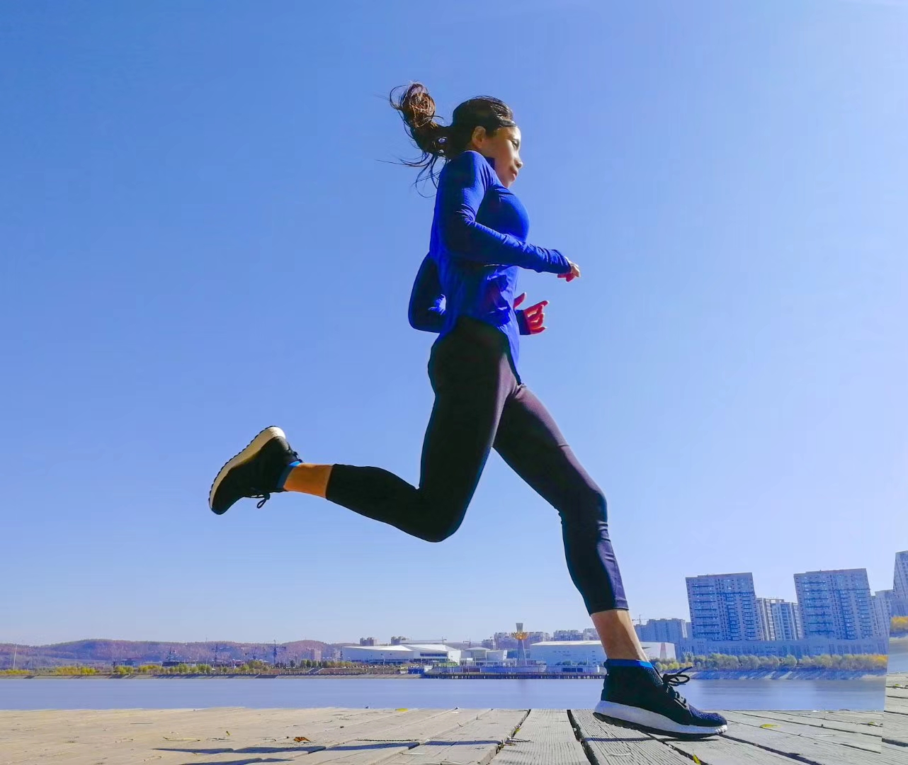 阿迪达斯boost会被踩扁吗,阿迪达斯boost鞋底测评