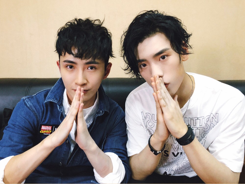 易烊千玺偶练,易烊千玺小成员