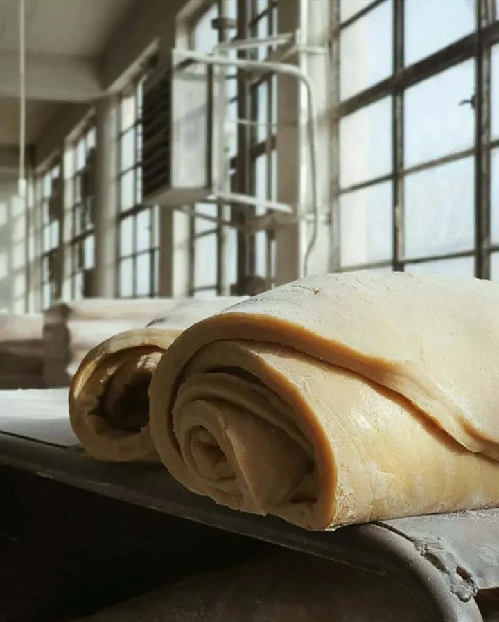 好看又好穿的劳保鞋推荐,新款迷彩解放鞋劳保鞋帆布鞋测评