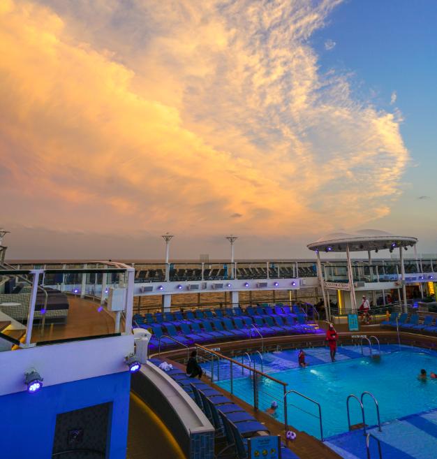 中国最大的游轮是海洋量子号吗,海洋量子号游轮