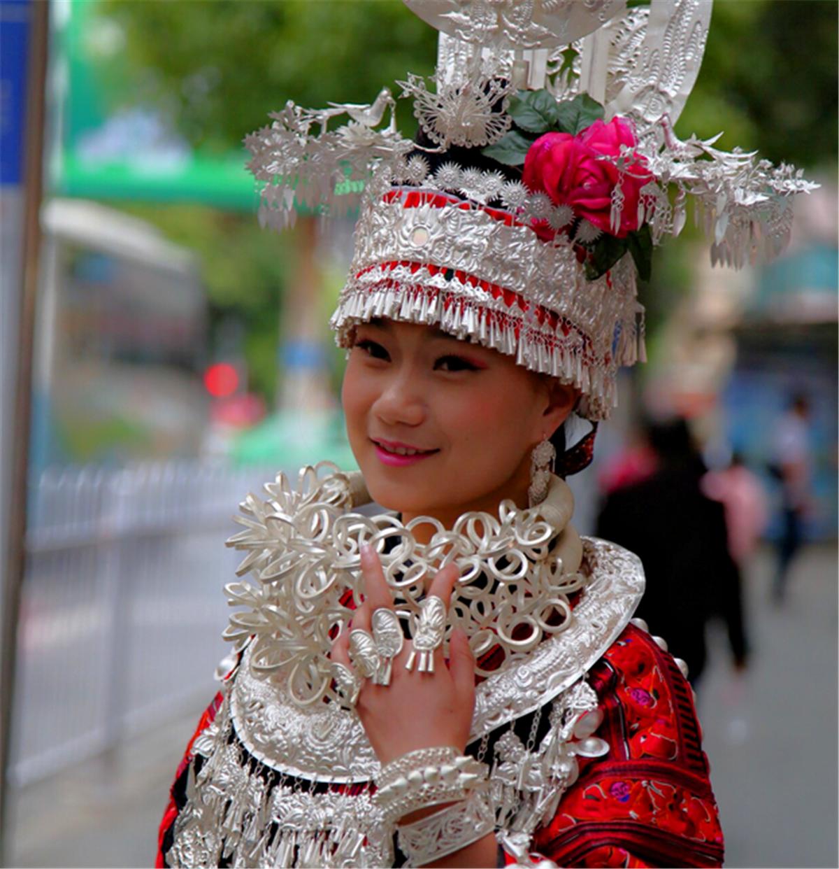 苗族的传统节日花生节,七月苗族节日