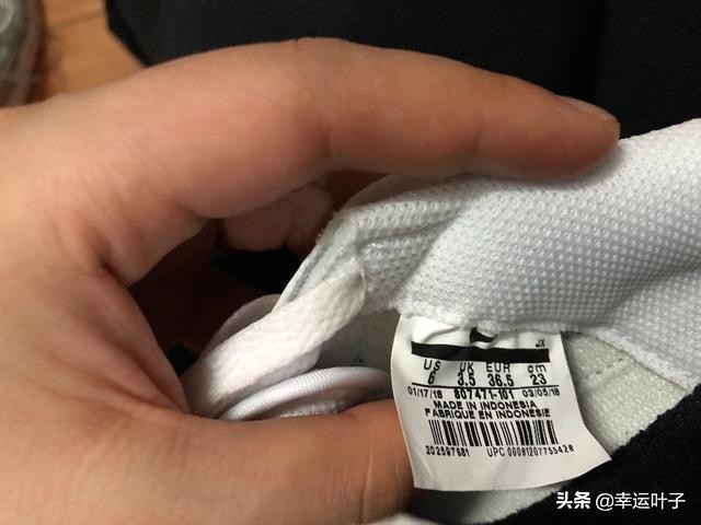 耐克穿真穿假有什么不一样,你穿的阿迪耐克是假货吗