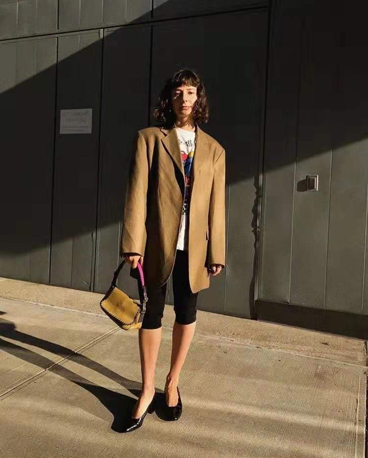 奶奶少女感穿搭,今年流行的奶奶鞋怎么搭配才好