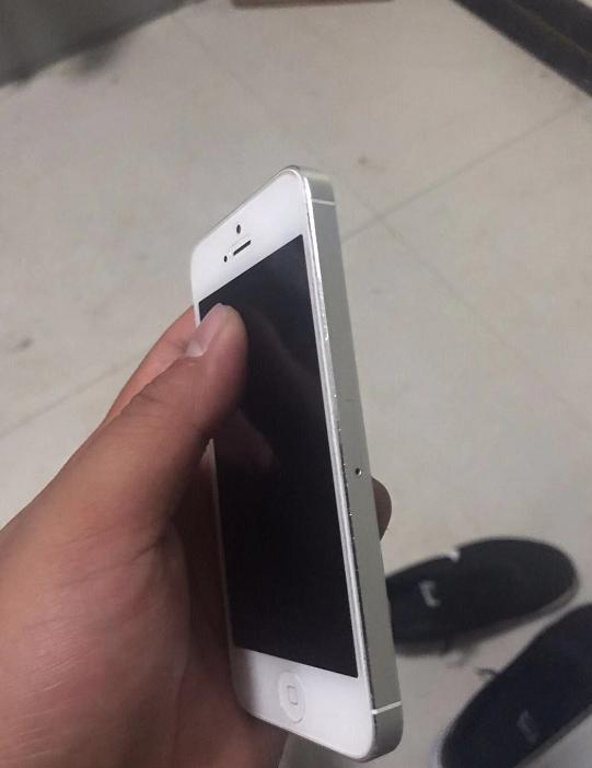 时隔四年再次开箱iphone11,2020年使用iphone5的感受