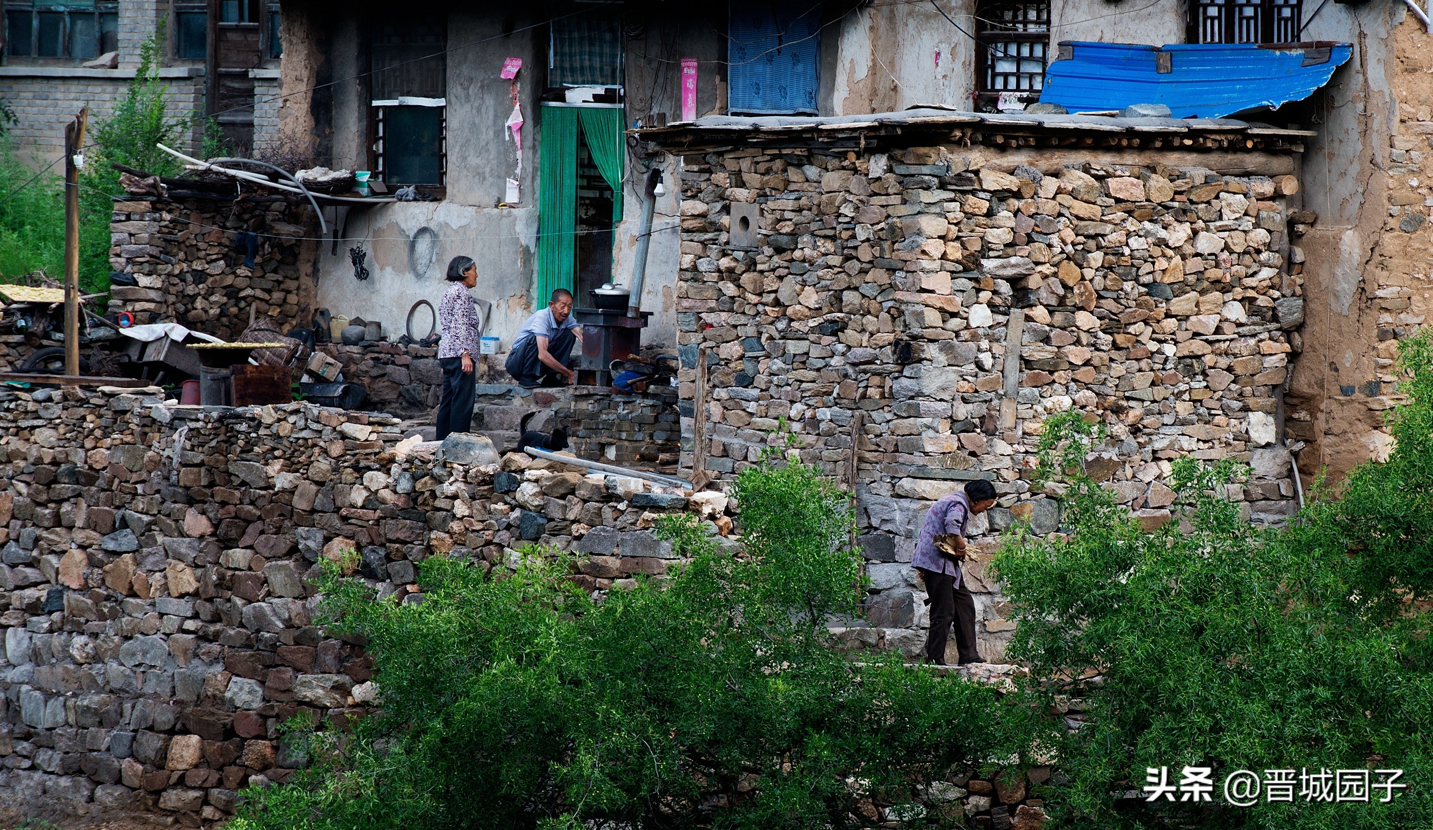 大汖古村深山里的布达拉宫,大汖村太行山深处的布达拉宫