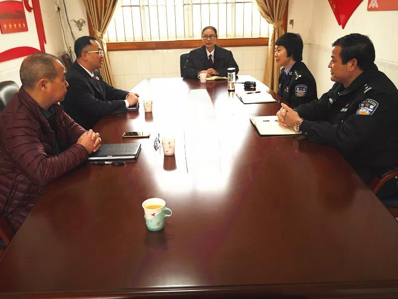 检察长到看守所调研,检察长到县看守所视察