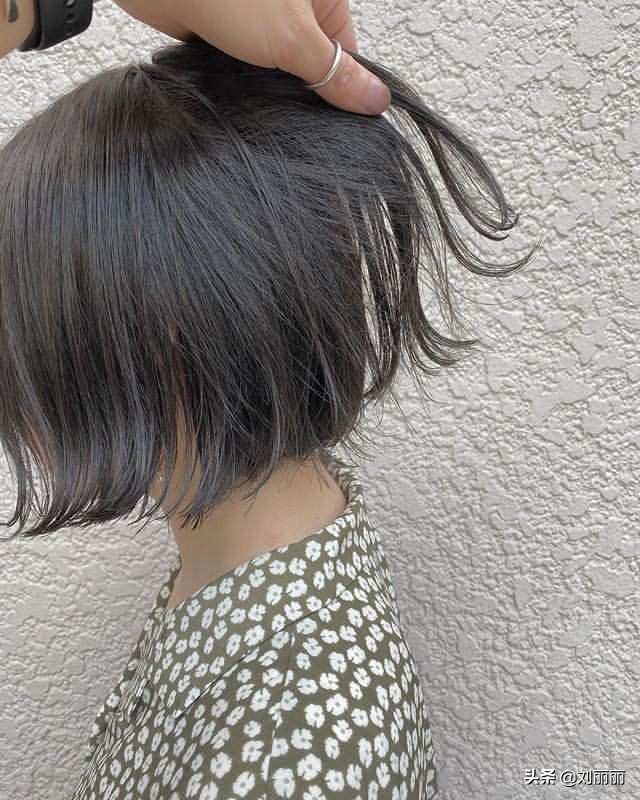 新流行短发16款,怎么剪都不土,时尚女士都在剪