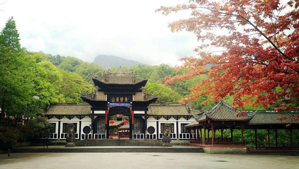 成都旅游必去十大景点推荐峨眉山,成都旅游必去十大景点推荐武侯祠
