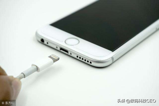 iphone充电口进水快速处理方法,iphone无法充电怎么解决