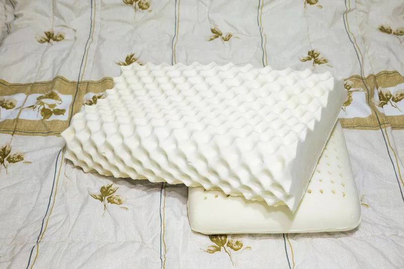 泰国落地签流程及费用,泰国落地签延长到四月底