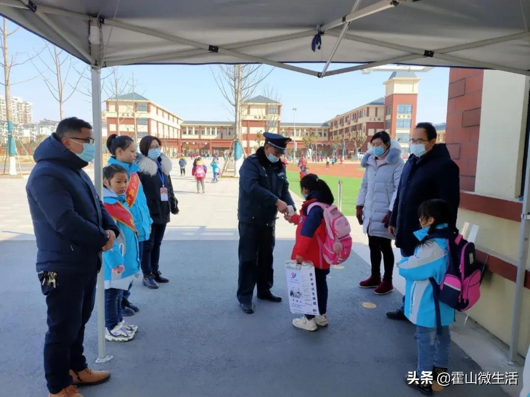 霍山县城东小学：开展爱国卫生活动，助力“无烟校园”创建