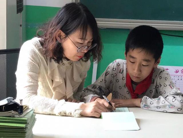 孩子作业慢怎么教育好,孩子作业太磨蹭我该怎么办