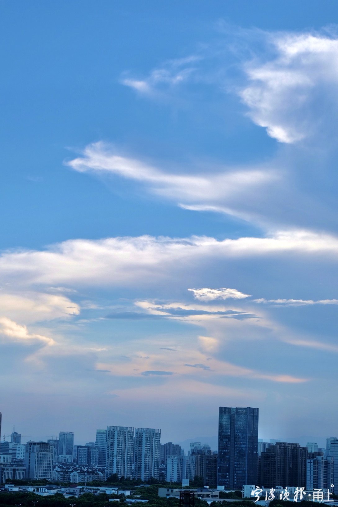 “宁波蓝”又来刷屏了！宁波空气质量持续优良