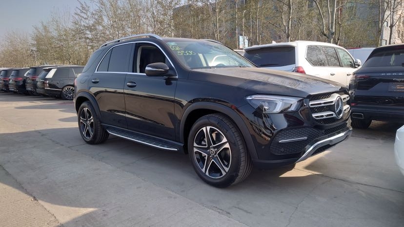 濂旈┌gls450鍜実le450涔板摢涓ソ,濂旈┌gls450涓巊le450瀵规瘮