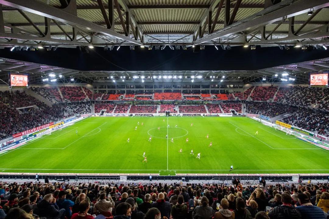 弗赖堡欧洲公园足球场,弗赖堡欧洲公园球场