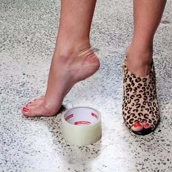 小个子穿什么高跟鞋显高冬天,高跟鞋小个子显高