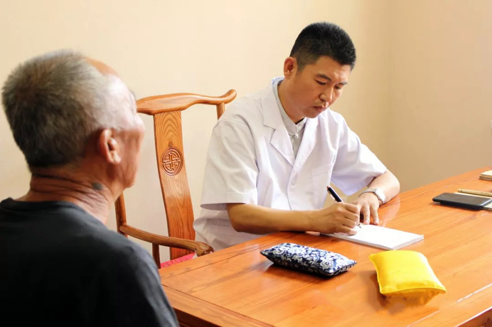 缺钙抽筋和着凉抽筋有什么区别,小腿抽筋脚趾也抽筋是缺钙吗