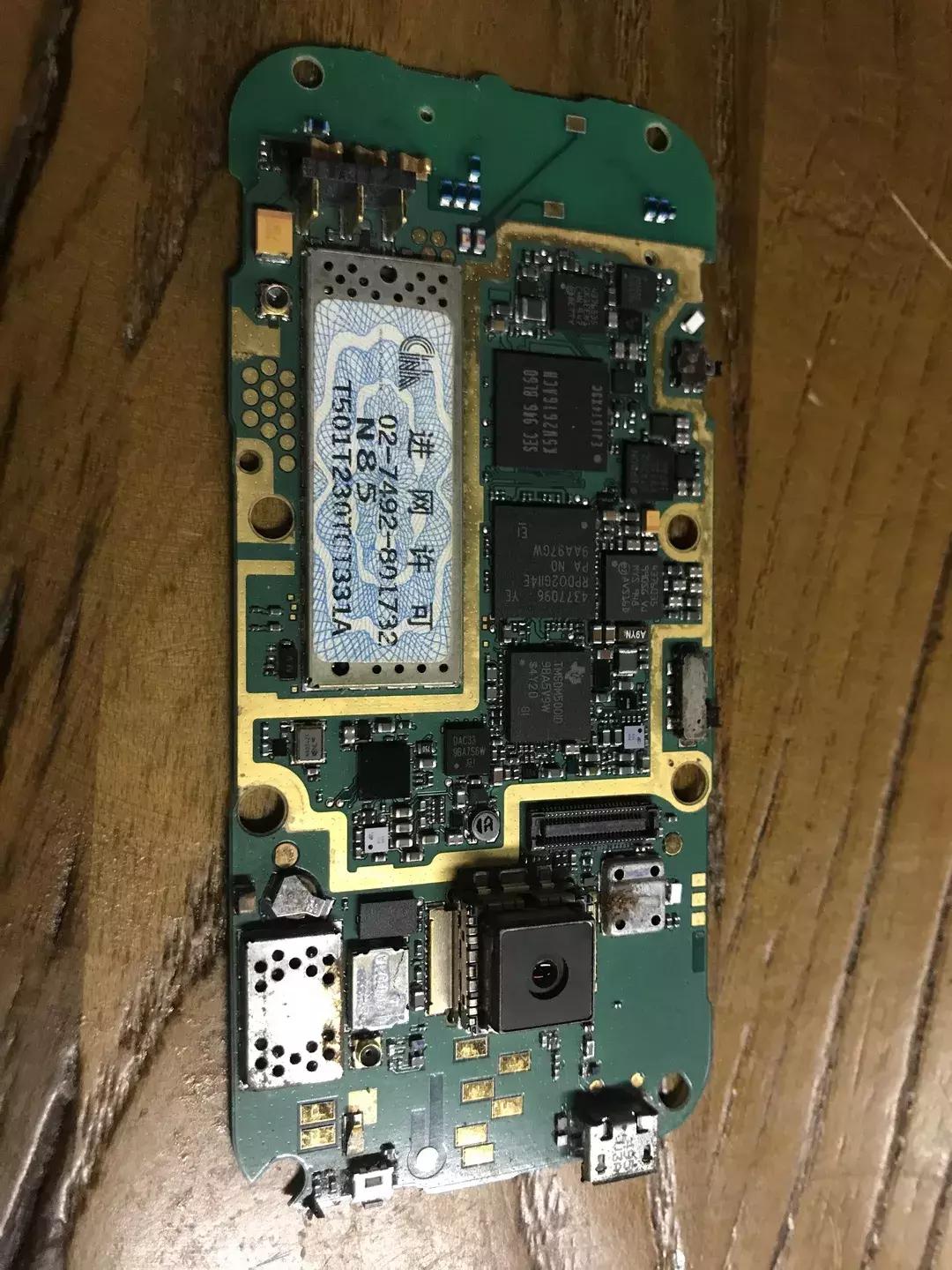 拆机|80、90后,每个人都有关于诺基亚的故事